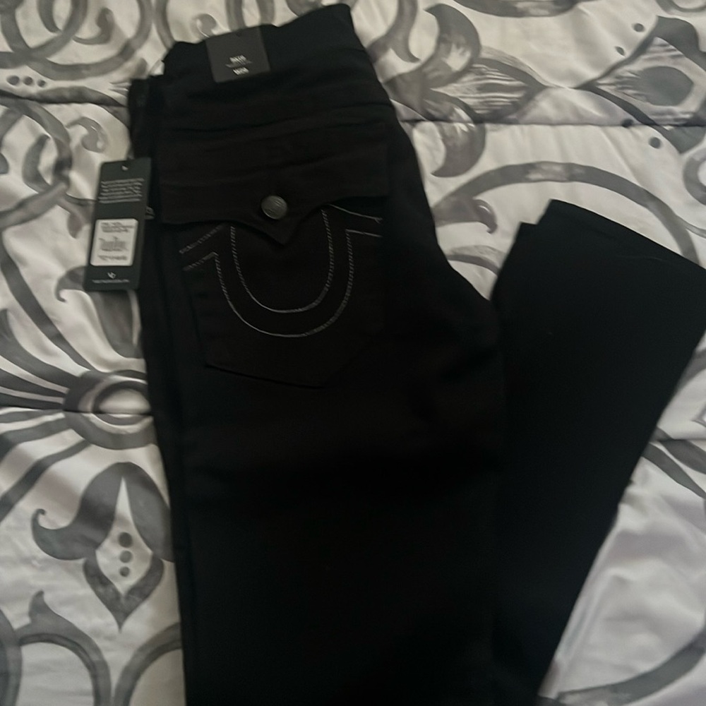True Religion Men’s Rocco relaxed skinny jean size 29. Brand new with tags.